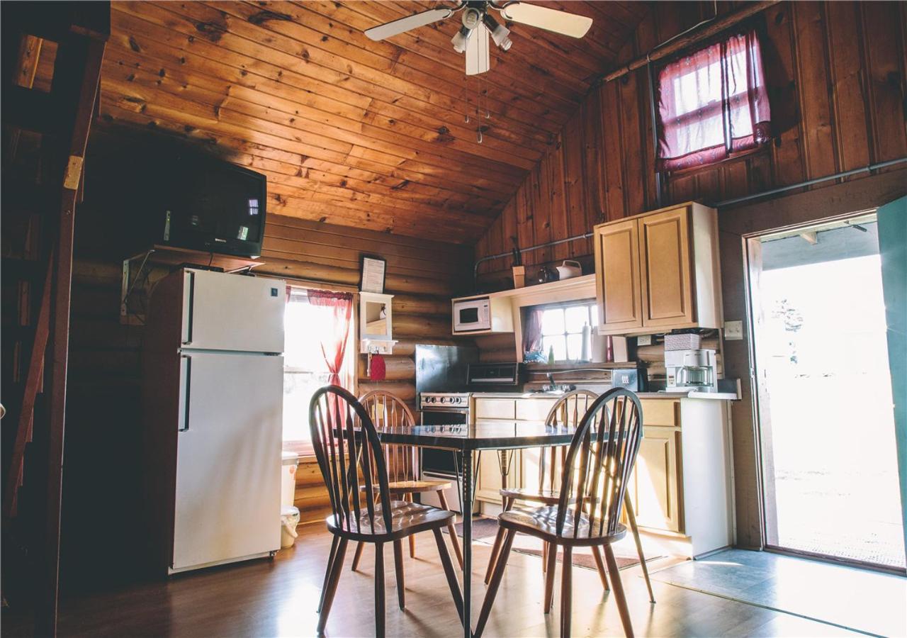 Island Life Cottages Бракли Бийч Стая снимка