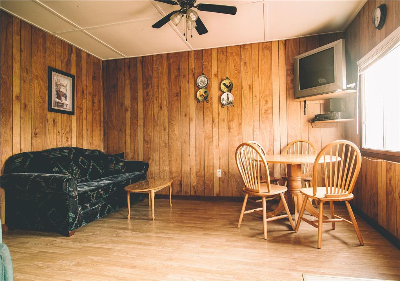 Island Life Cottages Бракли Бийч Стая снимка